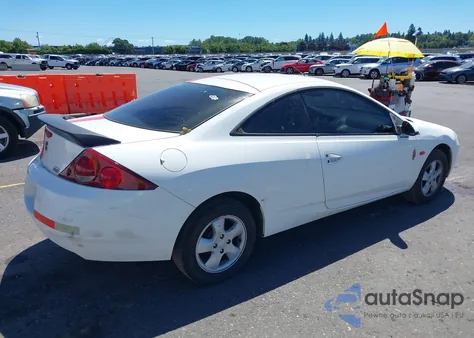 2001 Mercury Cougar I4 из США, поврежденный, VIN 1ZWFT603715604222